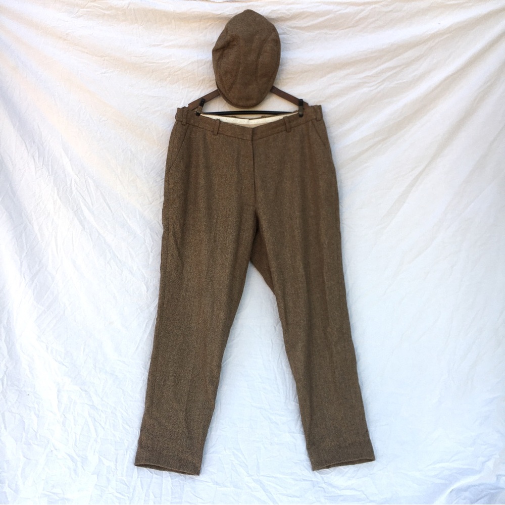 Dapper women’s wool trousers with matching hat